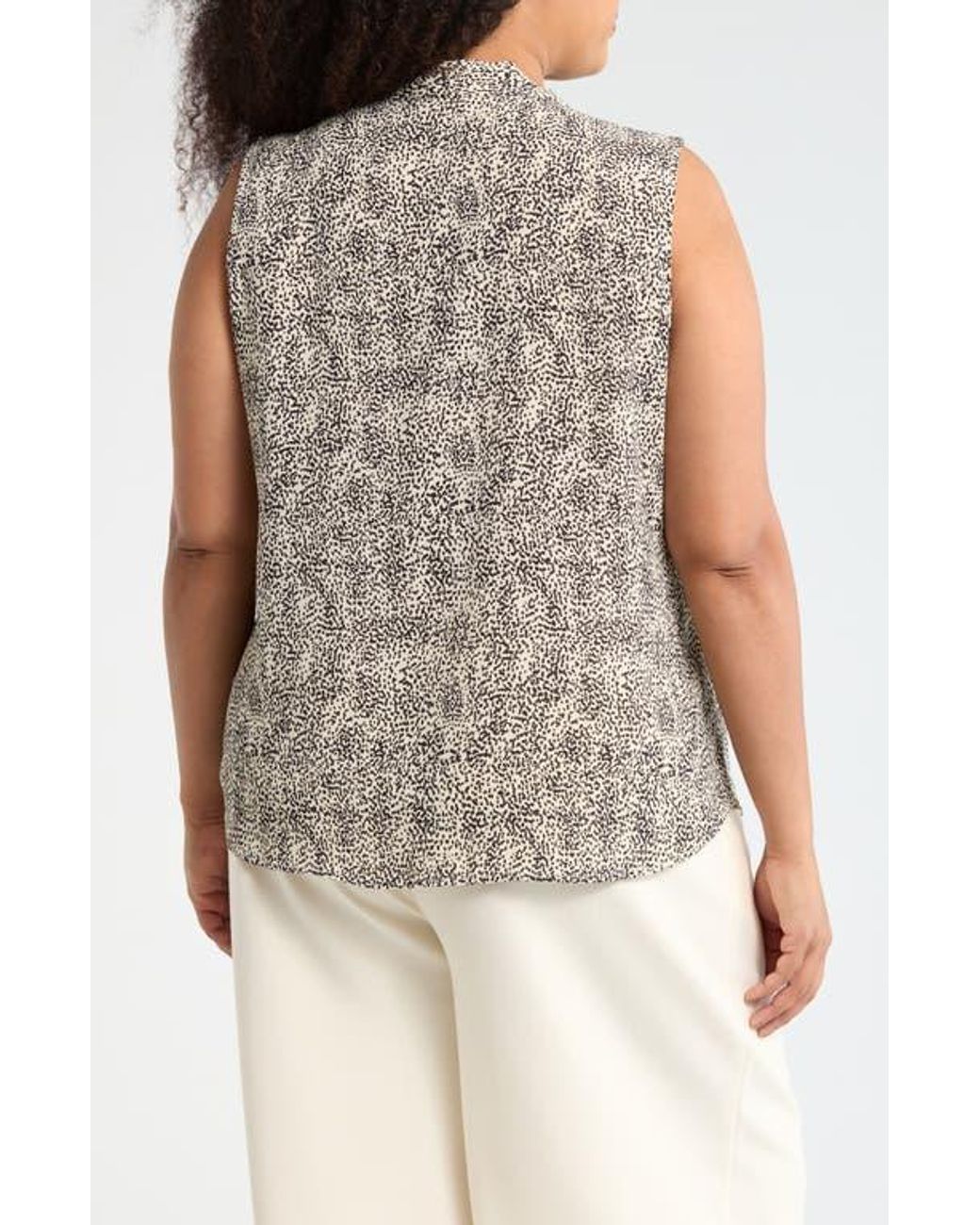 Nordstrom Rack Gray V-Neck Shell
