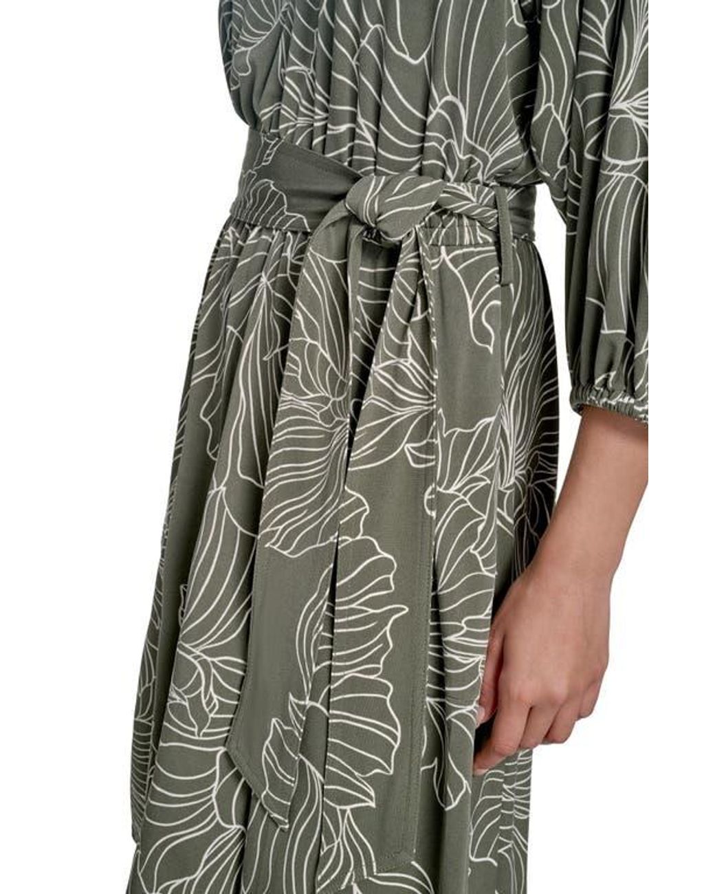 slim fit dress slacks Women Plus Size Black & Green Floral Printed V-Neck Waist Tie-Up Fit &  Flare Wrap Mini Dress main image 0