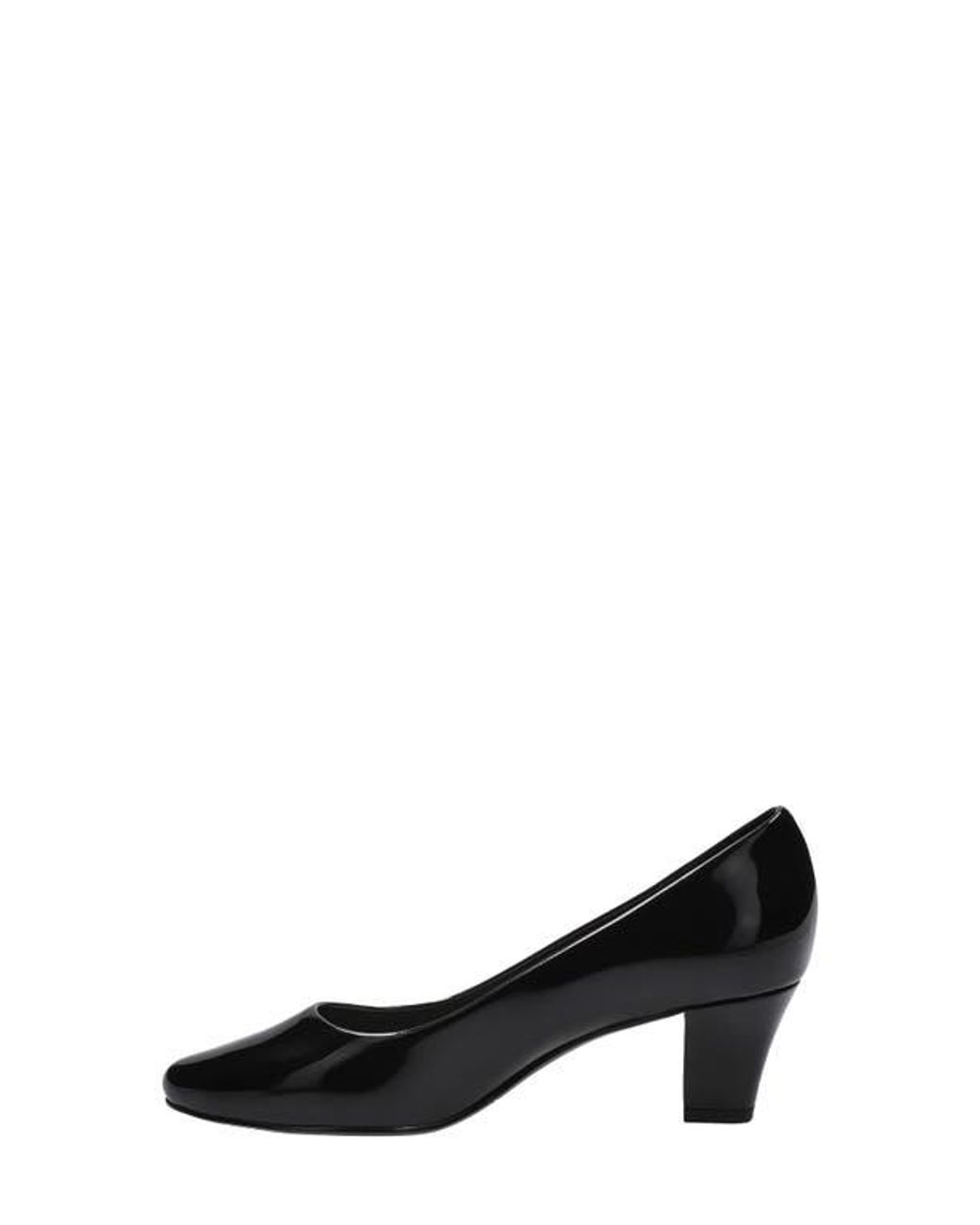 Easy Street Black Ballari Round Toe Pump