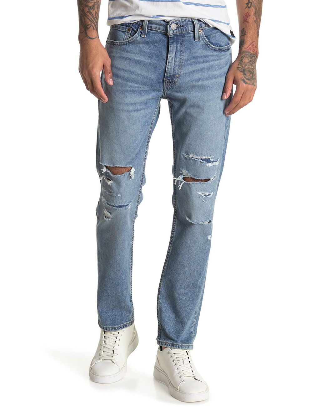 men's levi's distressed jeans