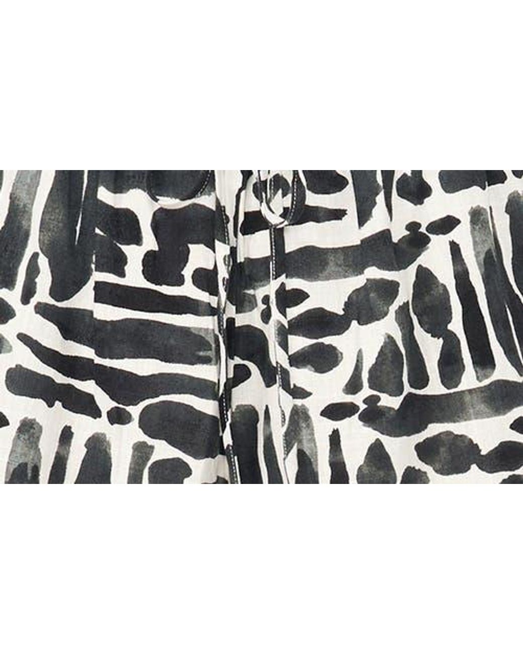 Vince Camuto Black Pull-On Shorts