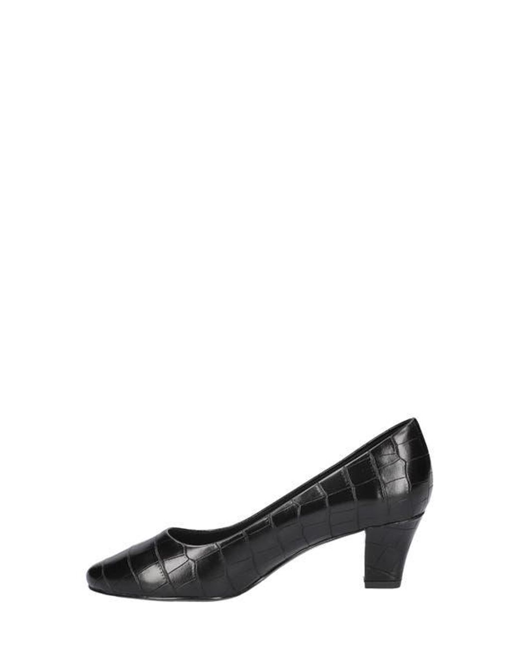 Easy Street Black Ballari Round Toe Pump