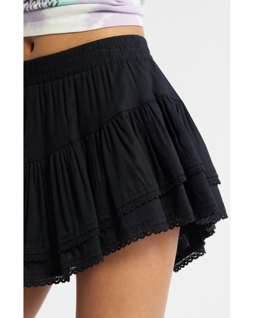 BP. Lace Trim Ruffle Skort in Black | Lyst