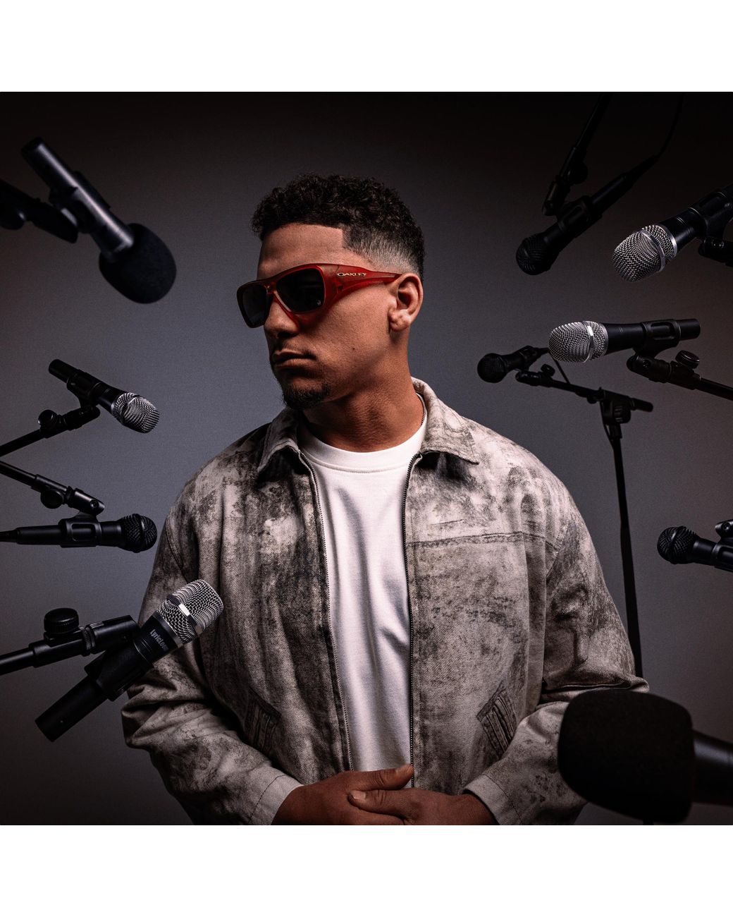 Oakley Black Chaminade Patrick Mahomes Ii Collection Sunglasses - Color: Red