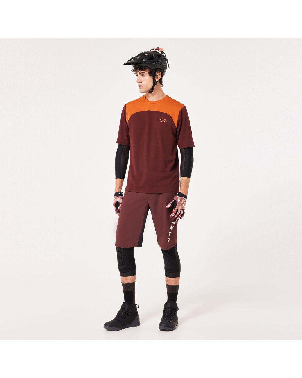 Oakley Red Free Ride Short - Color: Grenache for men