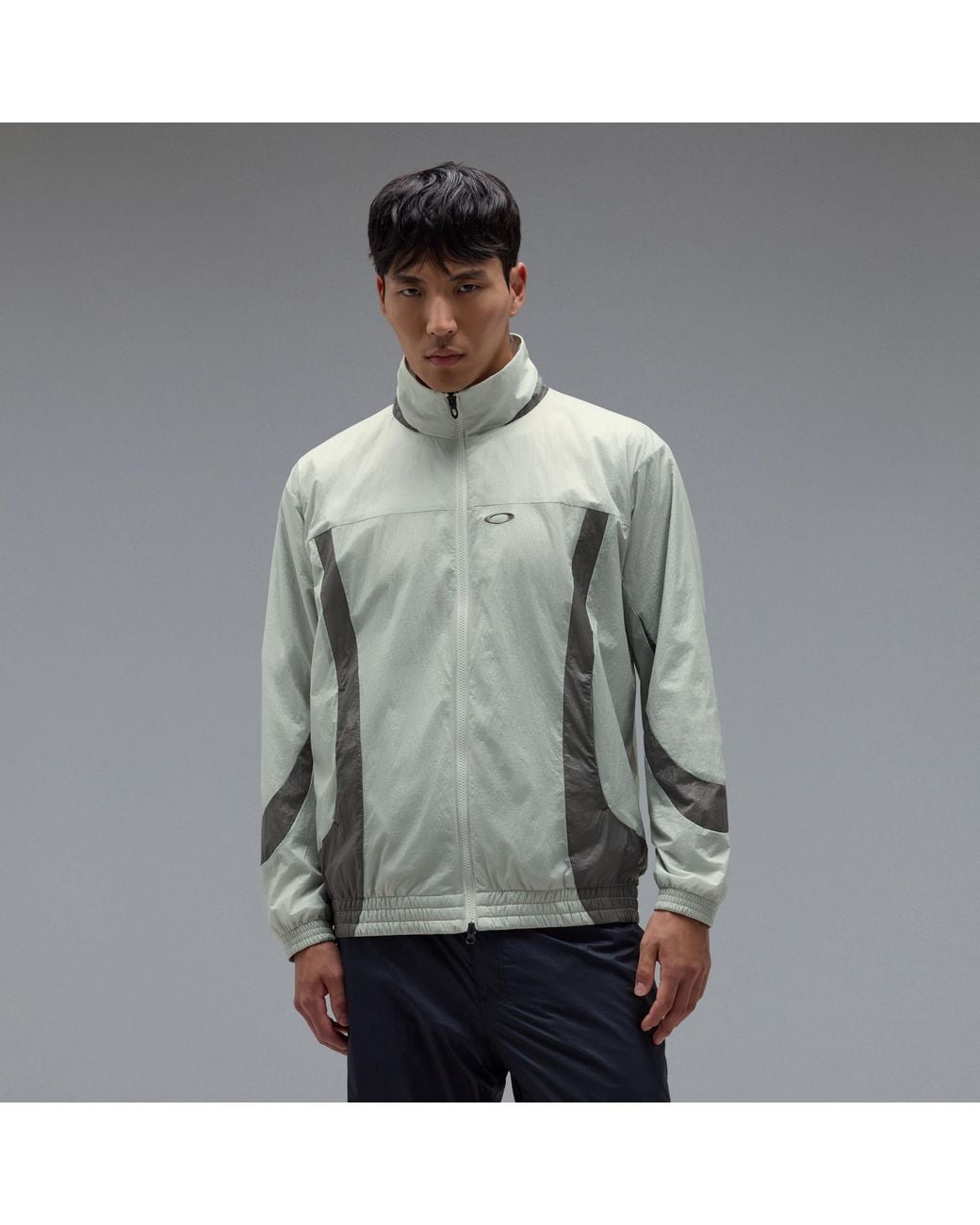 Oakley Gray Divider Wind Jacket for men