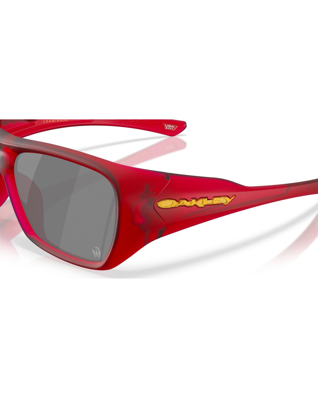 Oakley Black Chaminade Patrick Mahomes Ii Collection Sunglasses - Color: Red