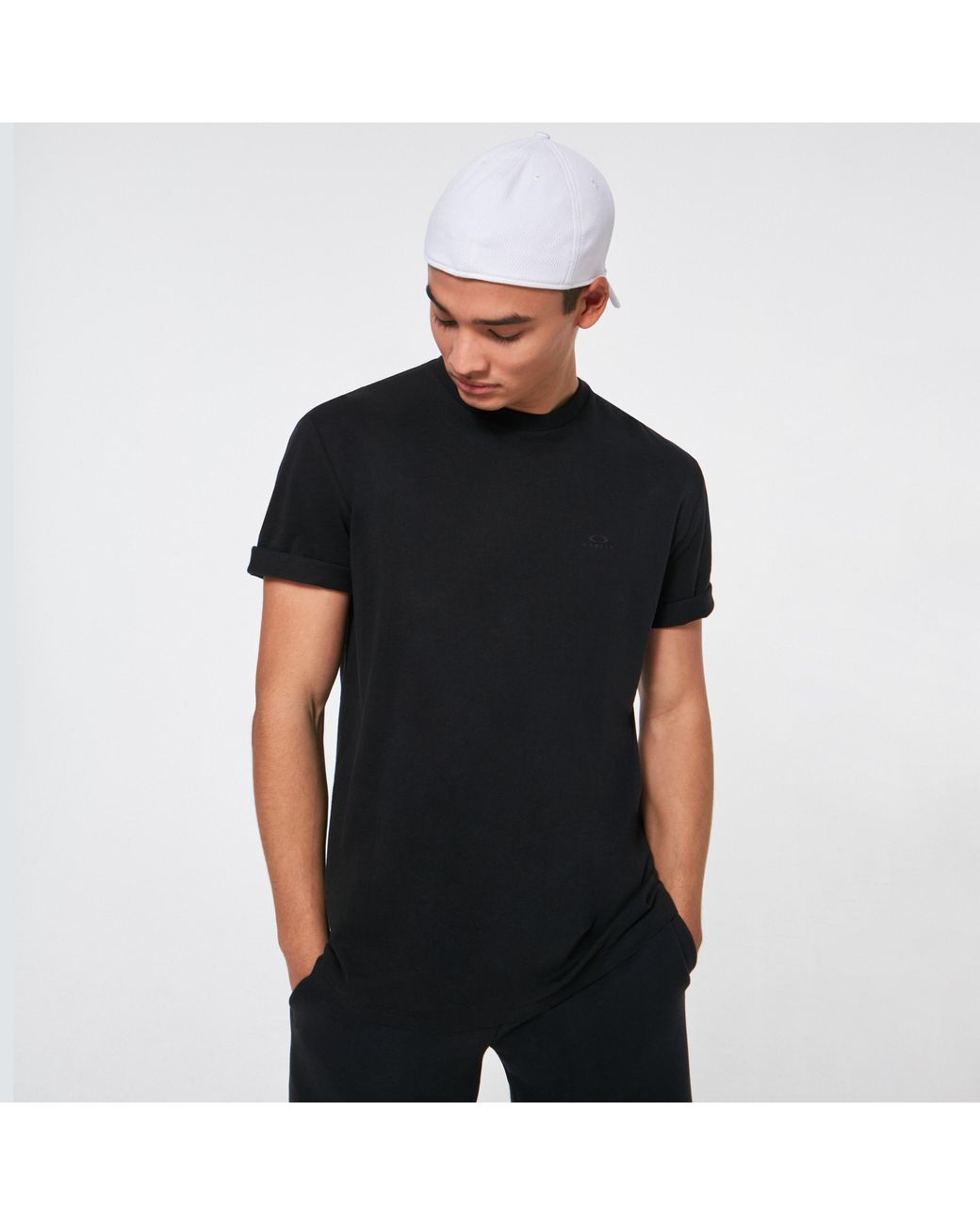 Oakley Cotton Relaxed Short Sleeve Tee in Black for Men - Lyst