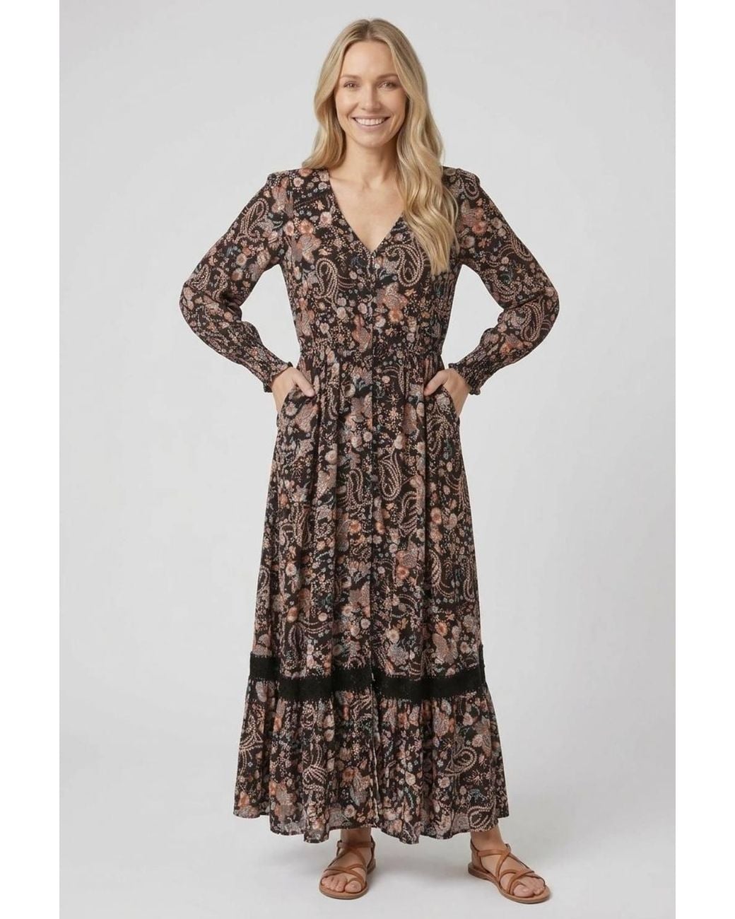 Izabel London Black Paisley Shirred Long Sleeve Maxi Dress