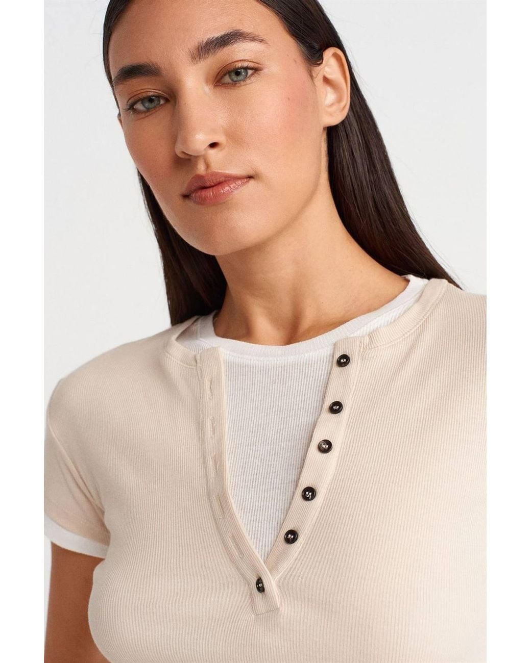 Dilvin Natural Cotton V-Neck Button T-Shirt
