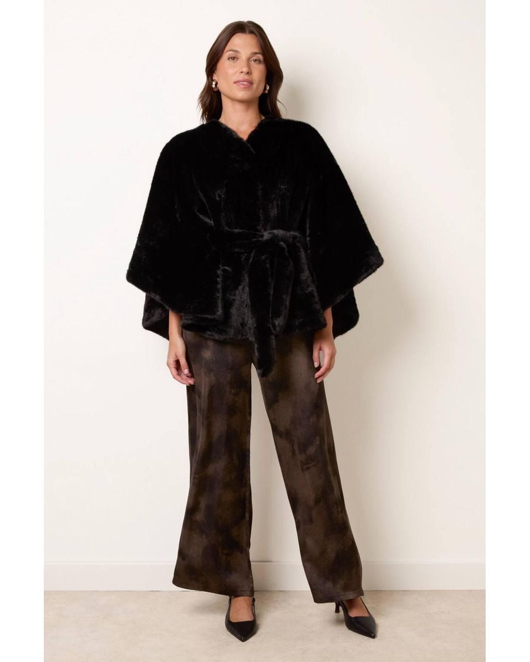 Blue Vanilla Black Three Quarter Sleeve Button Up V-Neck Poncho