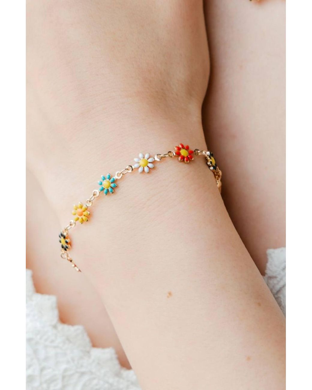 The Colourful Aura Black Colourful Sun Flower Charm Indie Daisy Floral Summer Boho Bracelet
