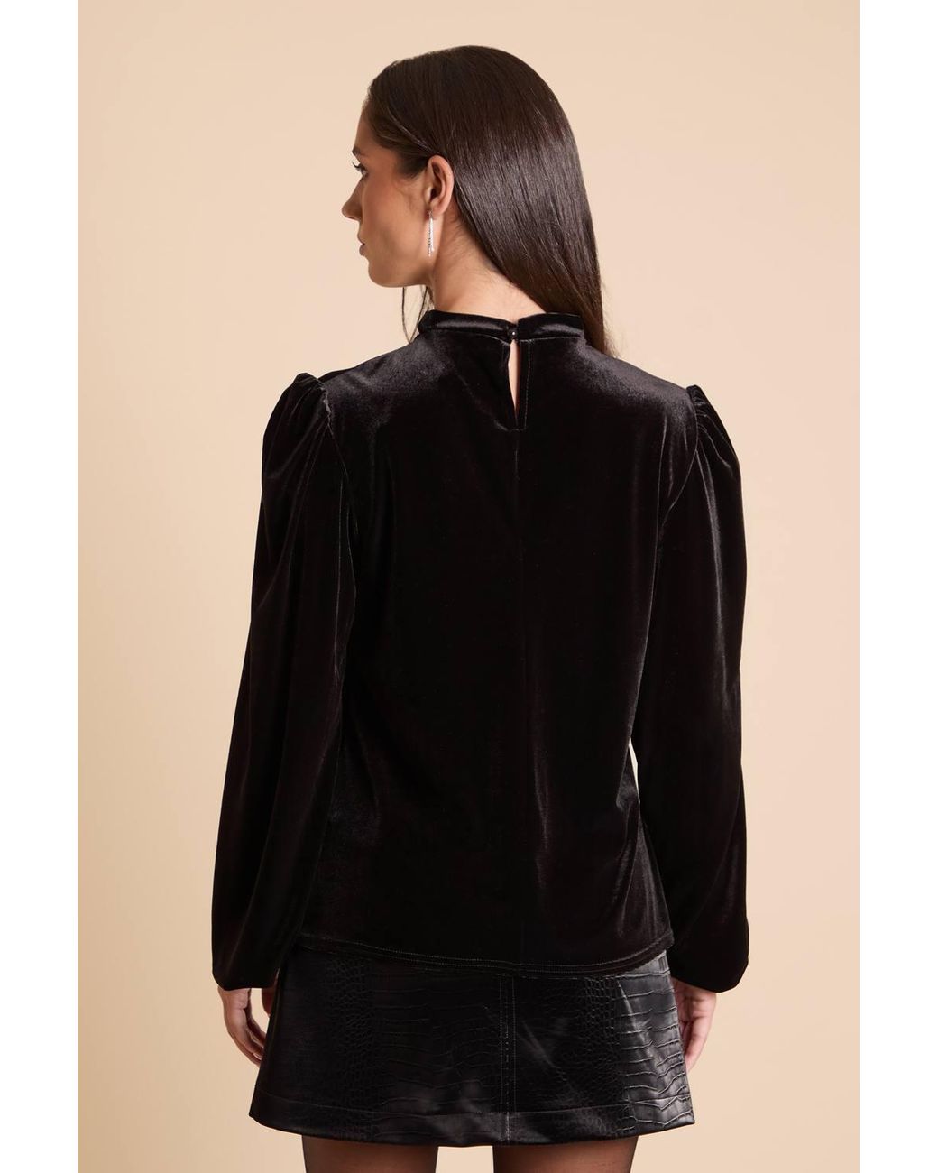 Dorothy Perkins Black V Neck Blouson Sleeve Velvet Top
