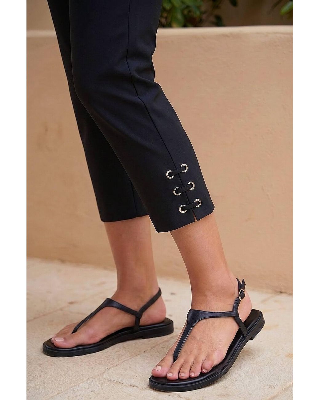 Roman Black Petite Eyelet Cropped Stretch Trouser