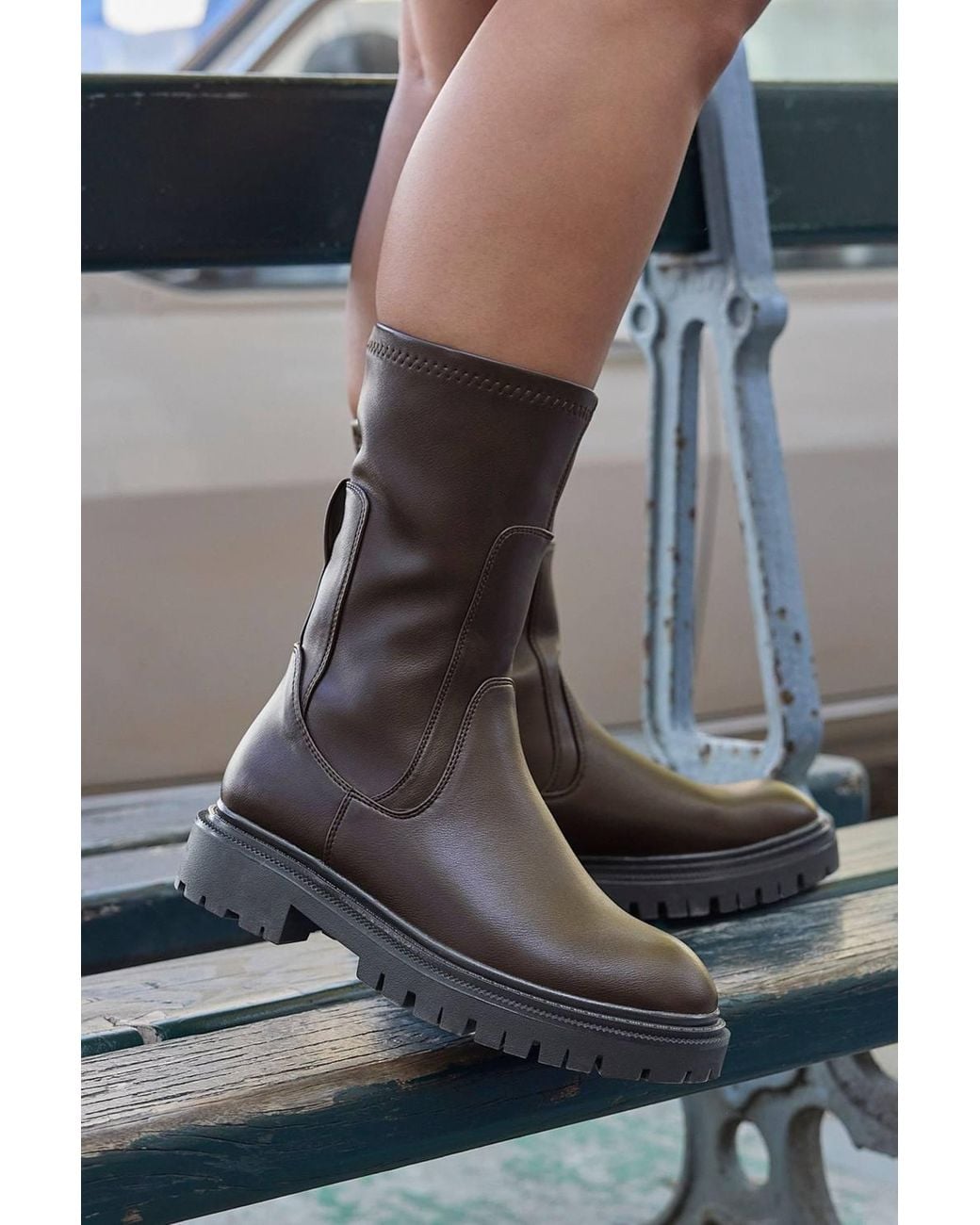 Linzi Brown Kenzie Wide Fit Mid Length Chelsea Boots