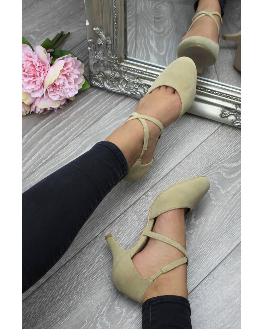 AJVANI Natural Mid Heel Crossed Straps Court Shoes