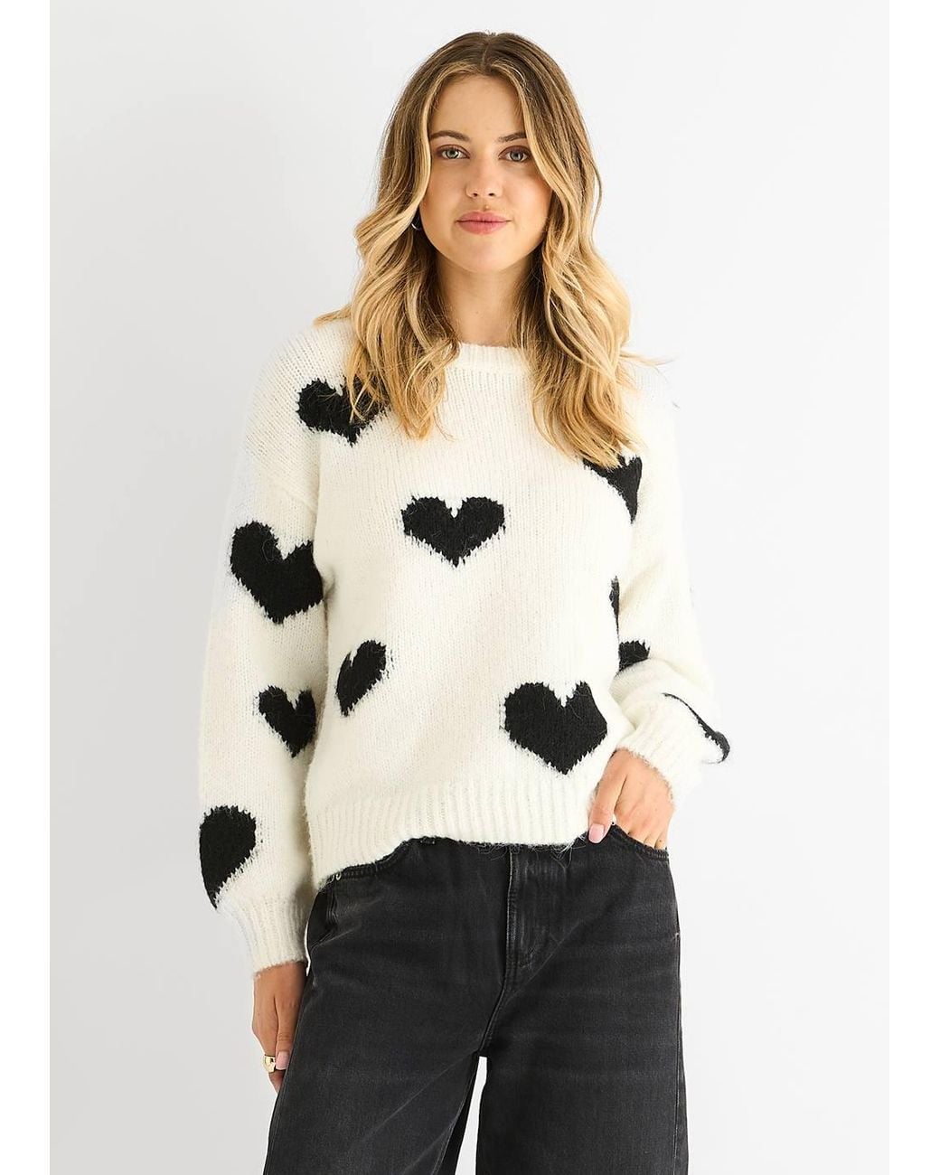 Gini London Natural Contrast Heart Oversized Knit Jumper