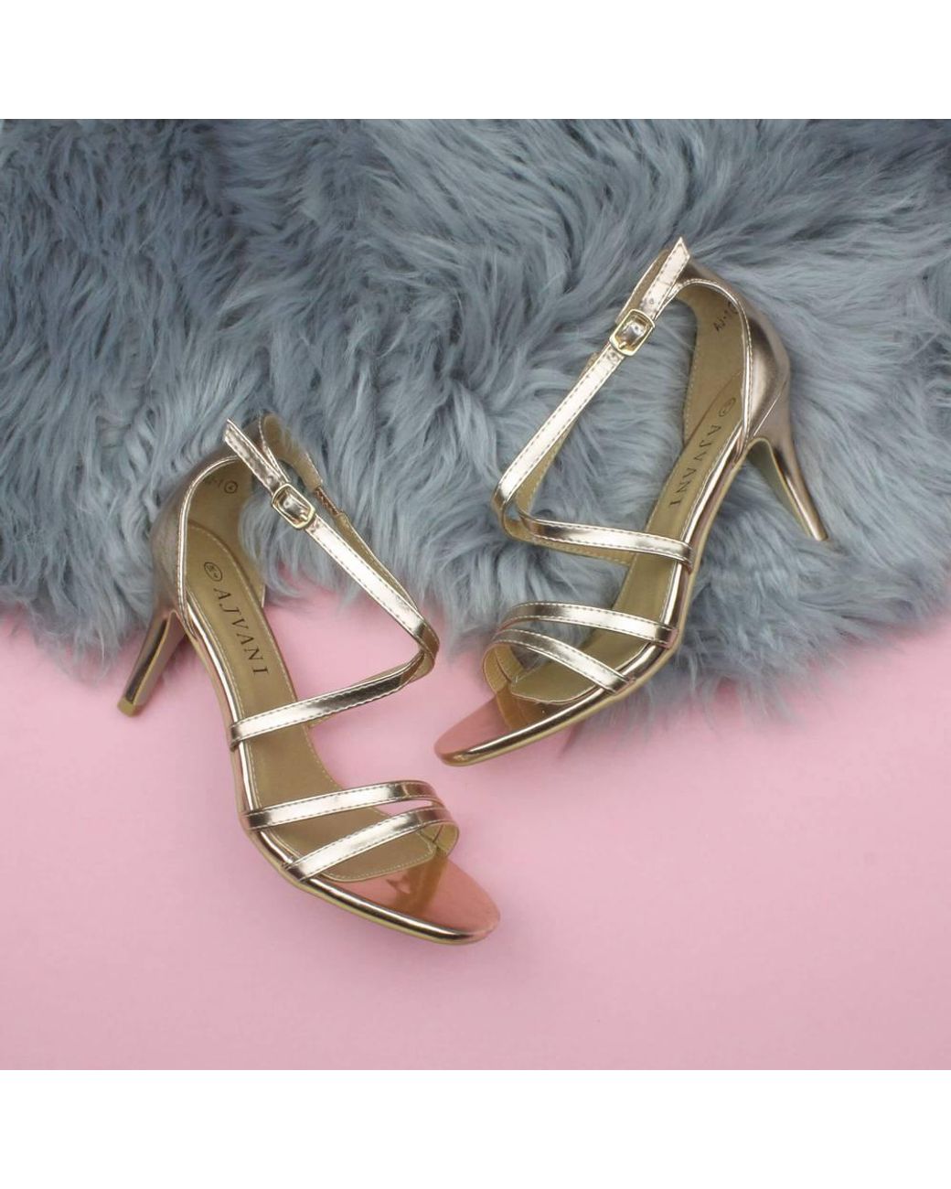 AJVANI Metallic High Heel Crossed Straps Buckle Sandals