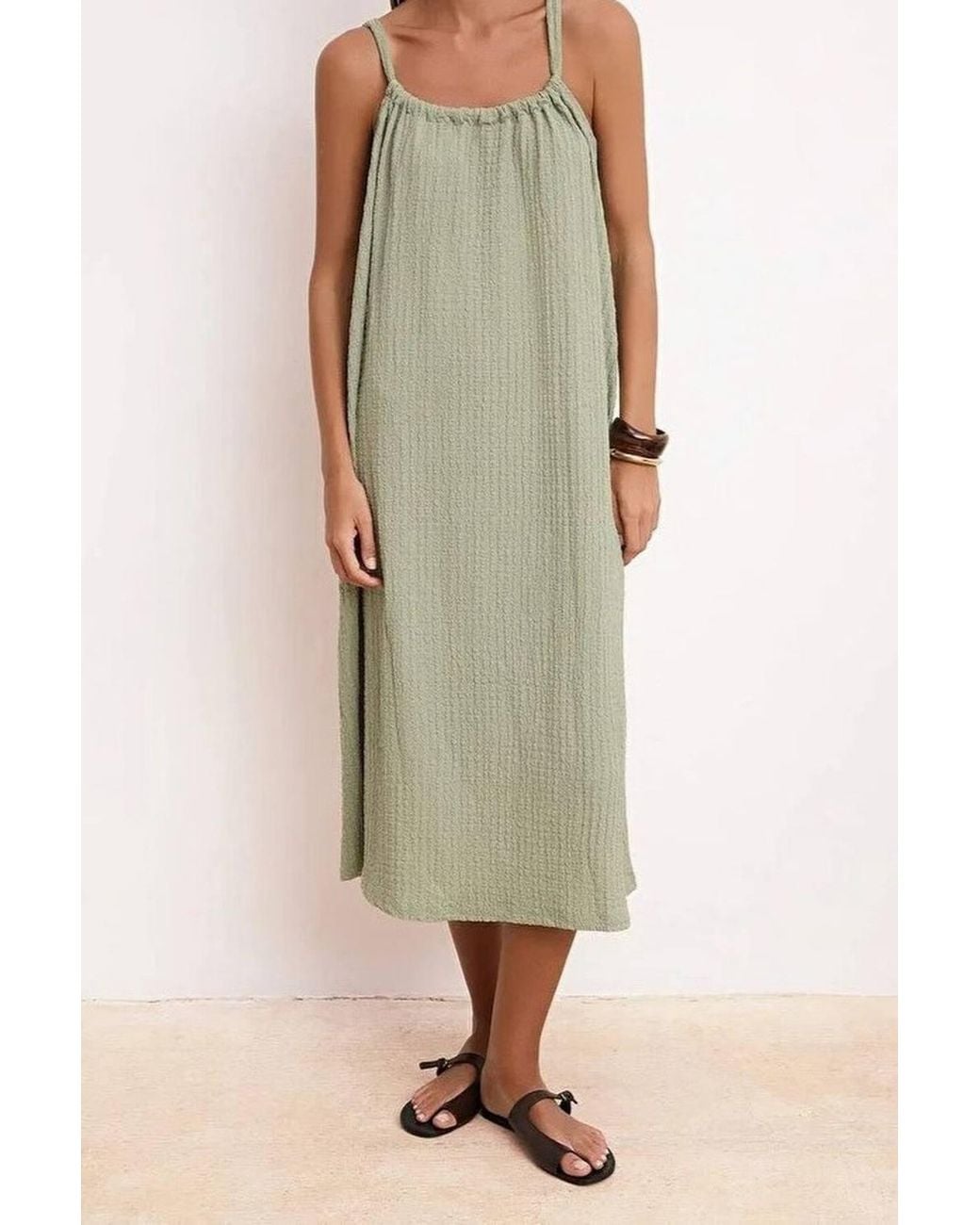 WOVCOR Green Textured Sleeveless Strappy Midi Smock Dress W/ Relaxed Fit