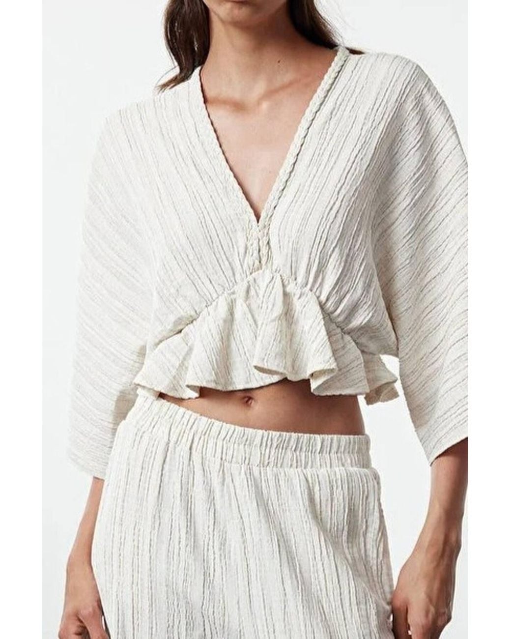 WOVCOR Gray Textured Wrap V Neck Cropped Peplum Sleeve Detail Top
