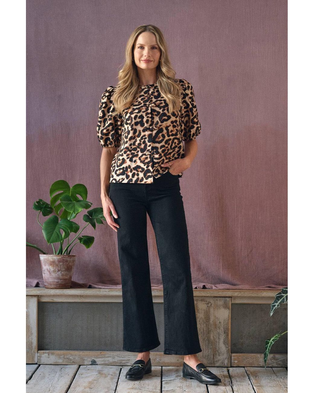 Izabel London Brown Animal Print Bow Front Puff Sleeve Shirt
