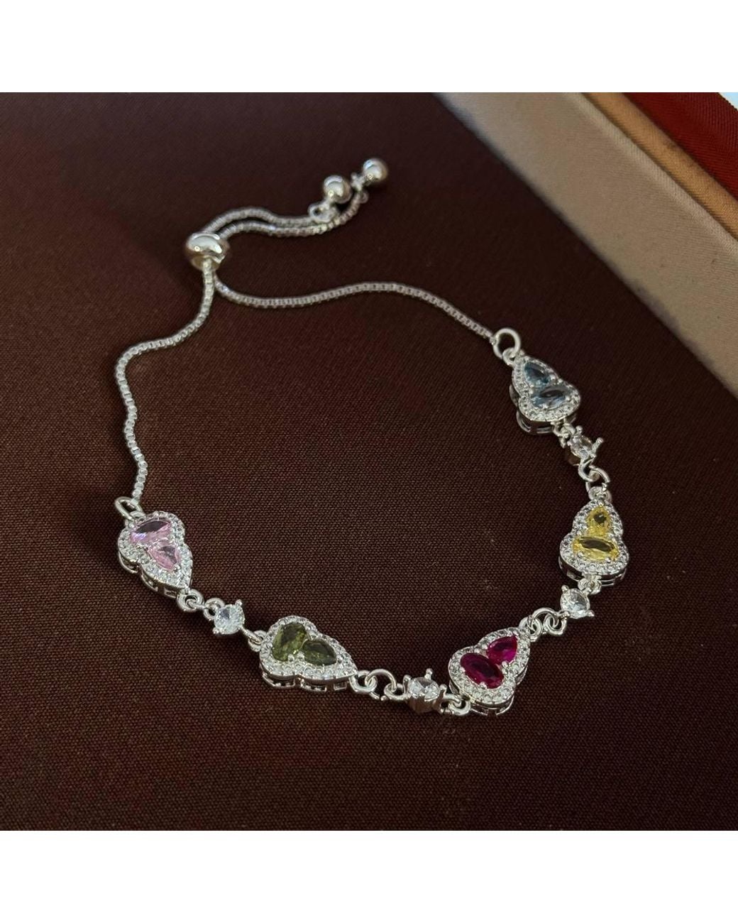 Peach Accessories Black Crystal Heart Bracelet