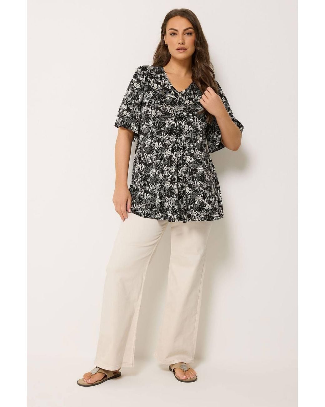 Yours Black Palm Leaf Pleat Front Top