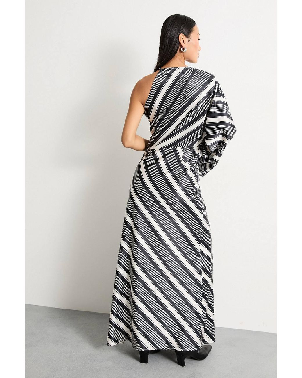 Warehouse White Petite Printed One Shoulder Twist Front Keyhole Satin Maxi Dress