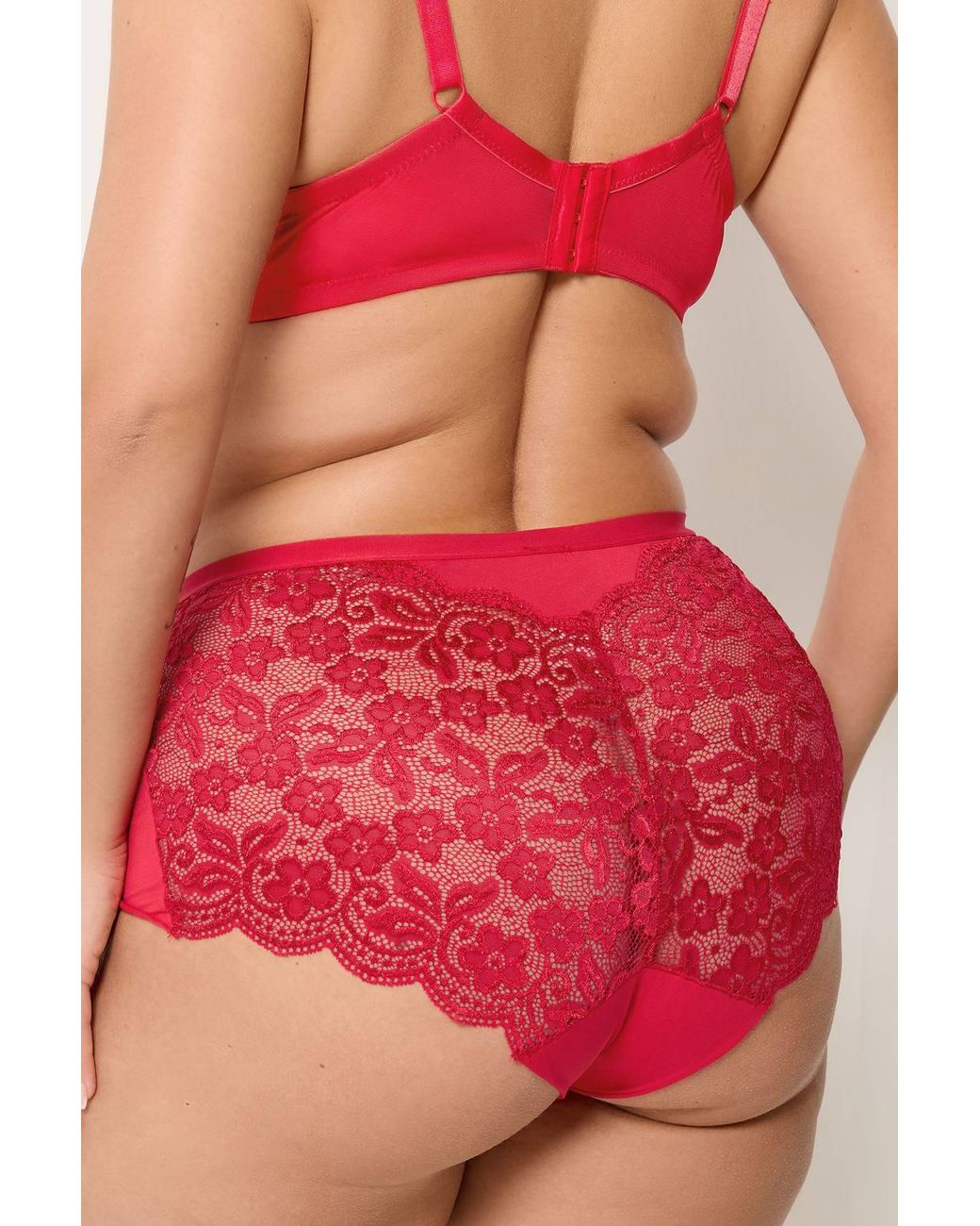 Yours Red 3 Pack Lace Back Briefs