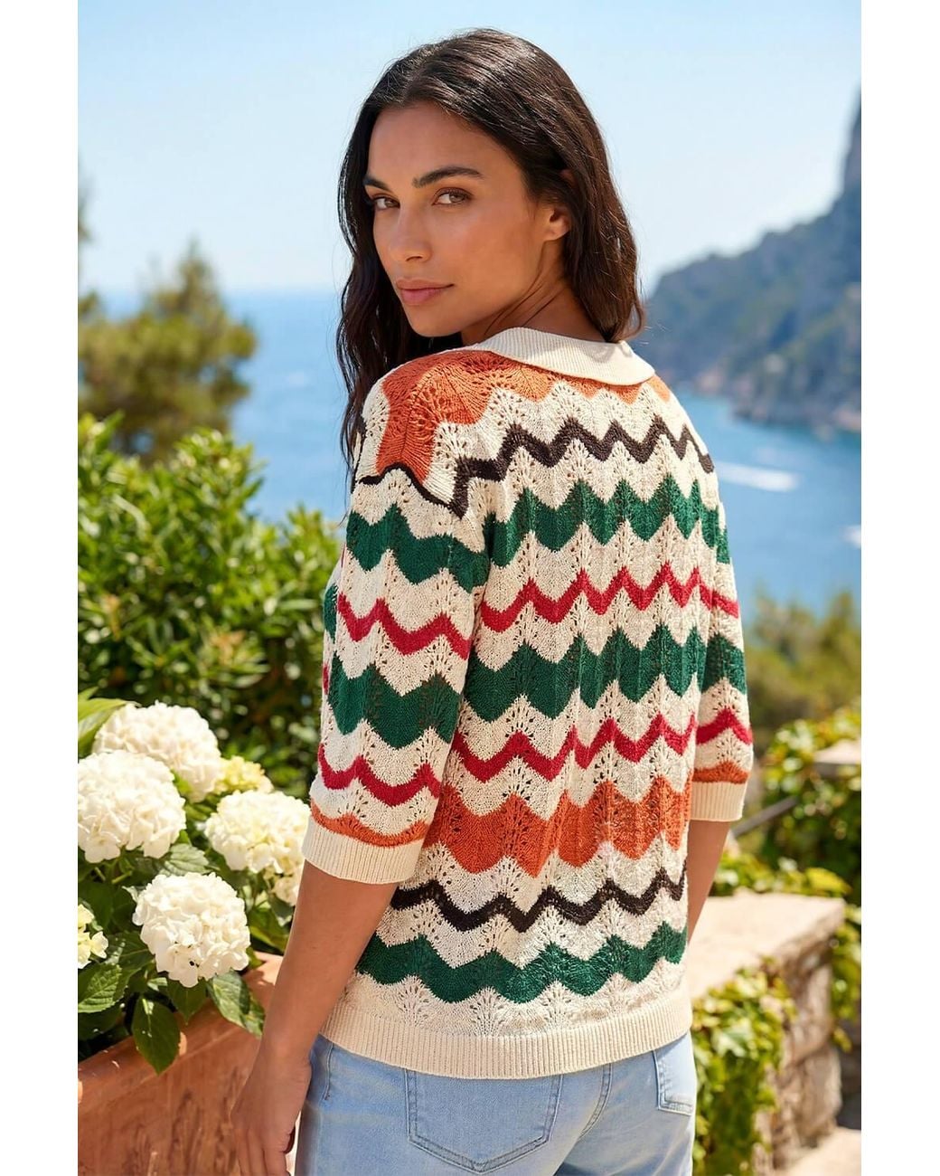 Roman White Collar Wave Stripe Knit Top