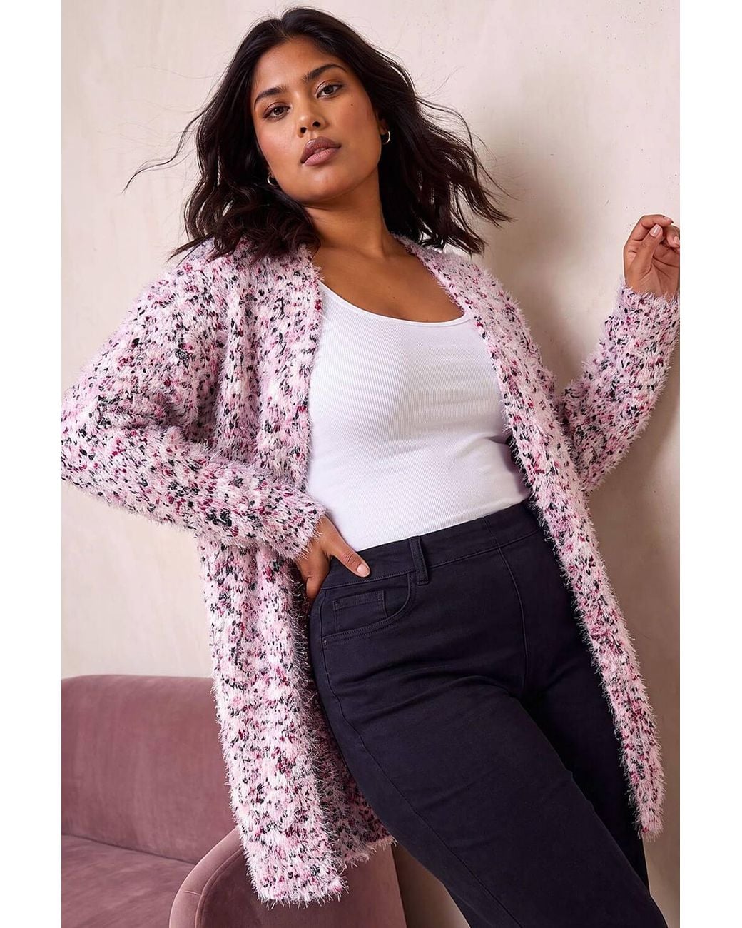 Roman Curve Fluffy Textured Cardigan
