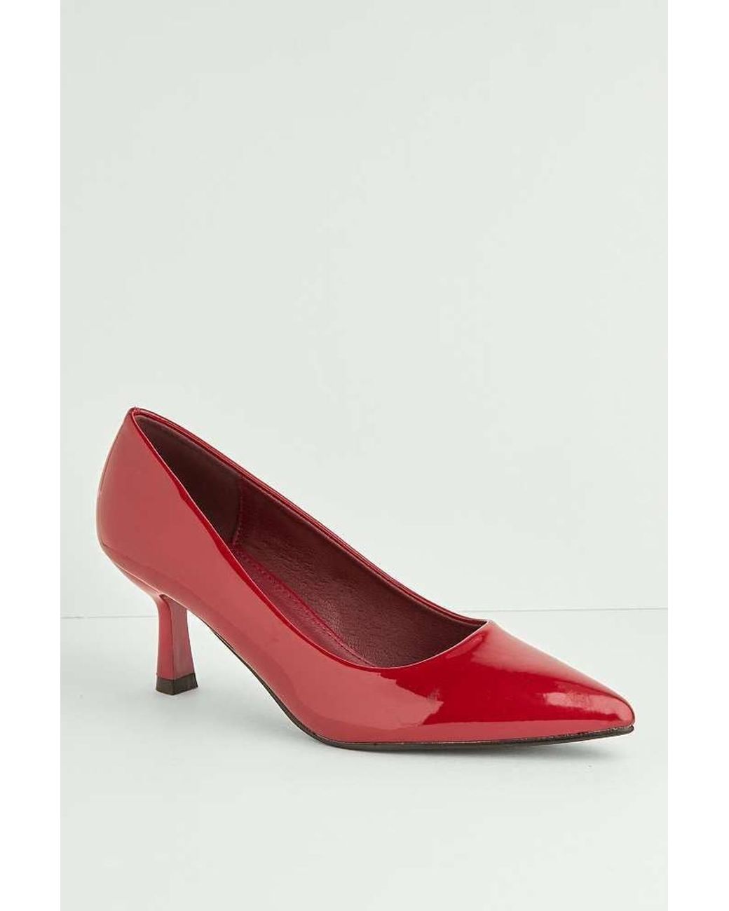 Miss Diva White Aranea Pointed Toe Court Shoes