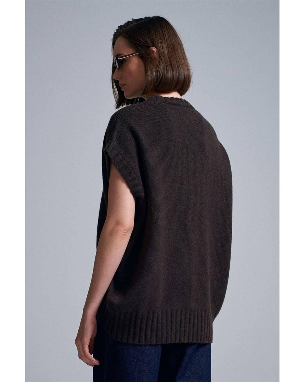 Dilvin Black Oversized Ribbed Knit Sweater Vest