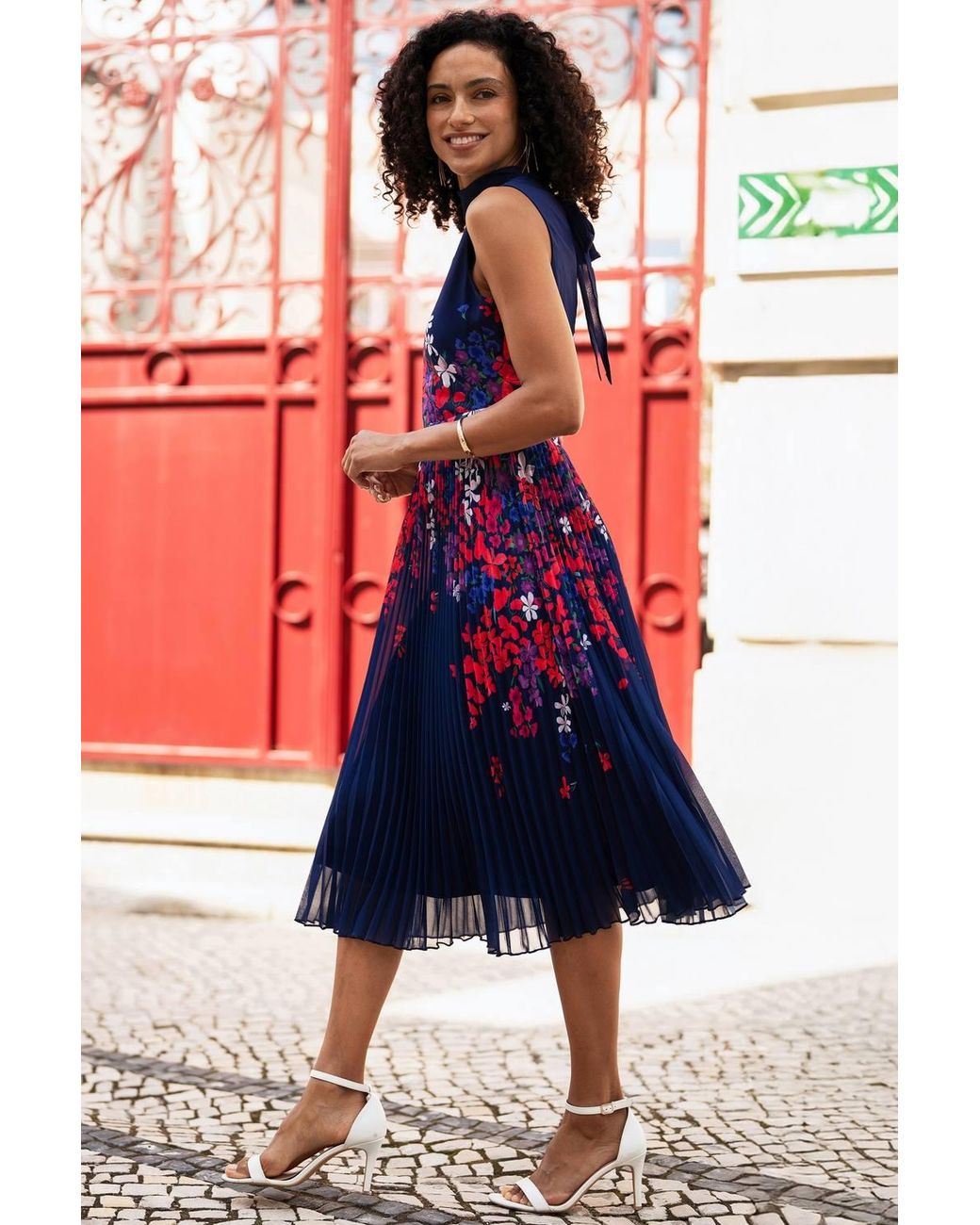 Yumi' Blue Border Floral Print Midi Dress With Pleats
