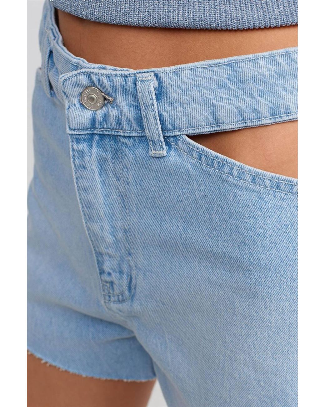 Dilvin Blue High-Waist Cotton Denim Mom Shorts W/ Cut-Out Detail