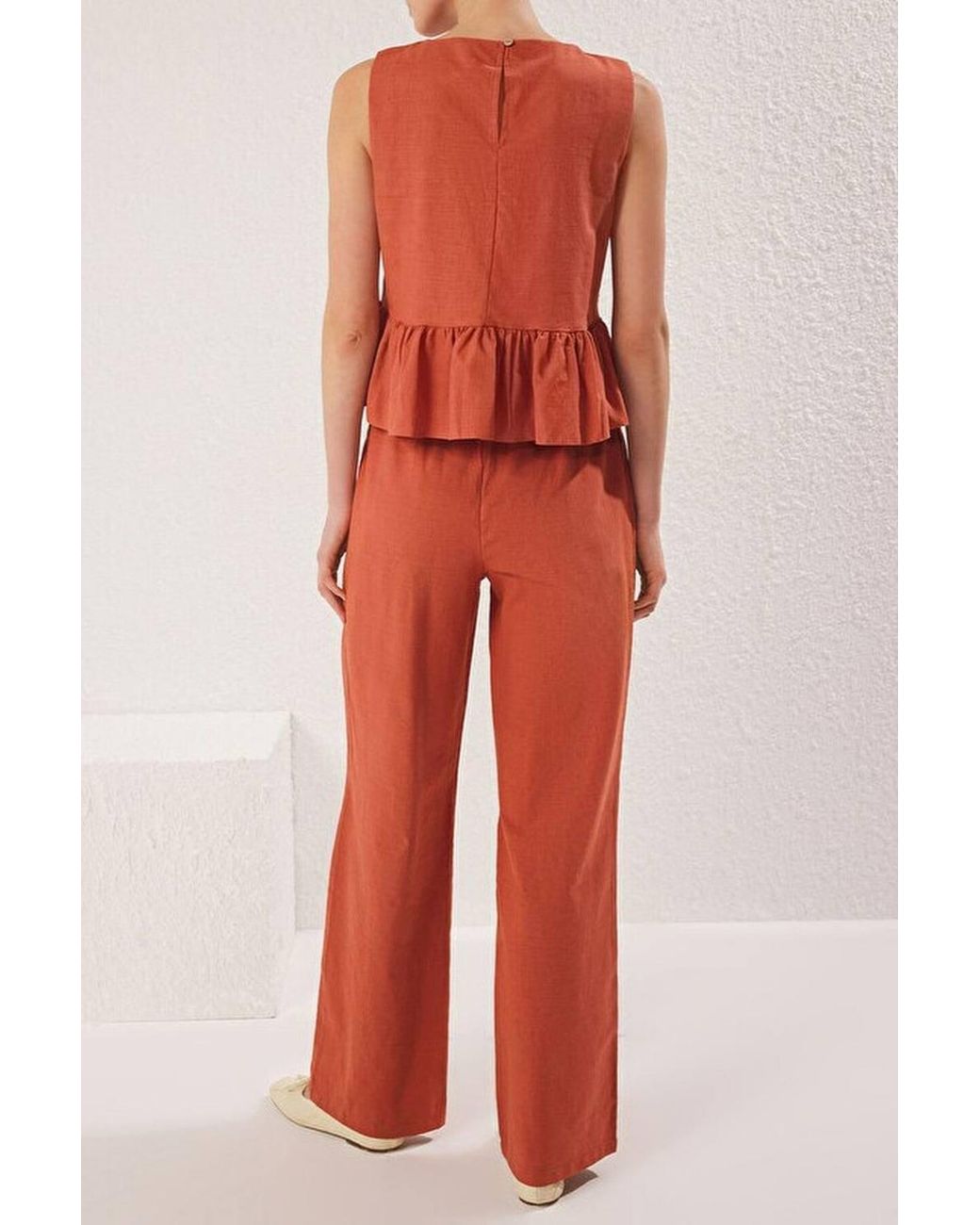 WOVCOR Red 2-Piece Linen-Look Woven Sleeveless Top & Wide-Leg Trouser Set