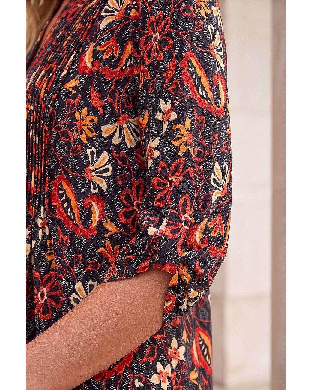 Roman Red Geo Floral Print Pintuck Shirt