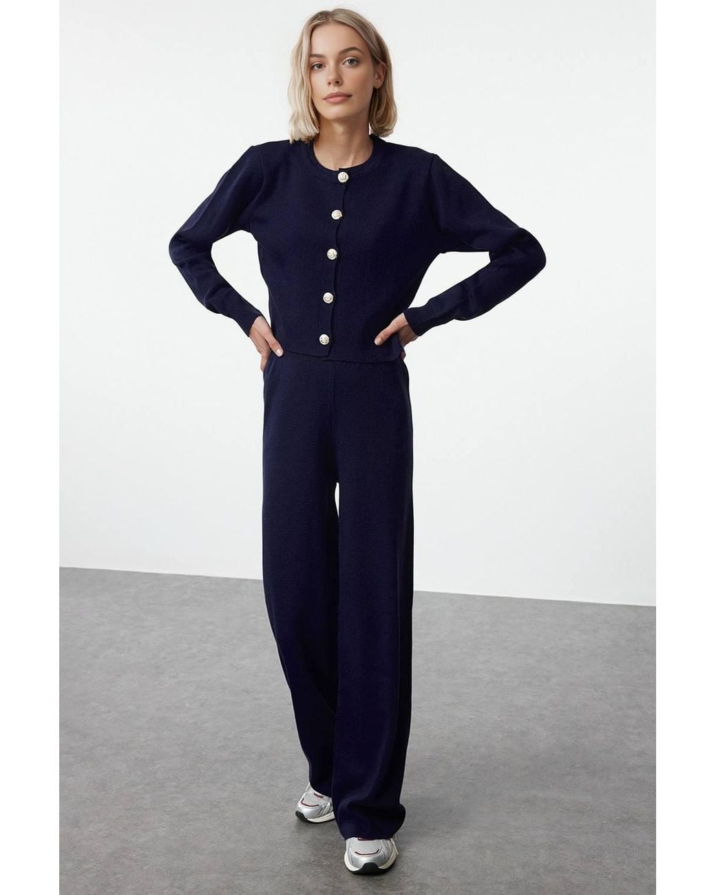 WOVCOR Blue Two-Piece Knit Lounge Set – Cropped Cardigan & Wide-Leg Pants