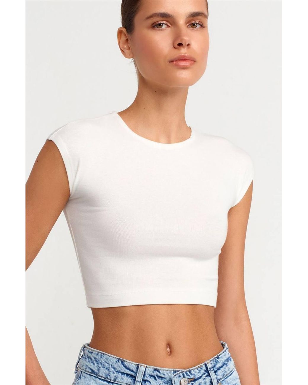 Dilvin White Slim Fit Crop Jersey Blouse