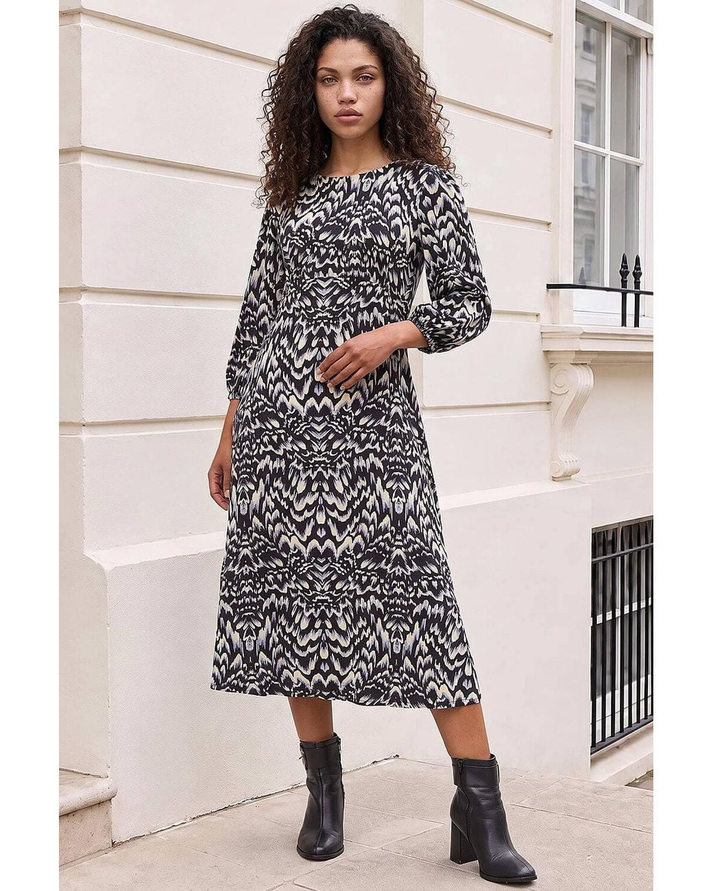 Roman Black Petite Abstract Stretch Midi Dress