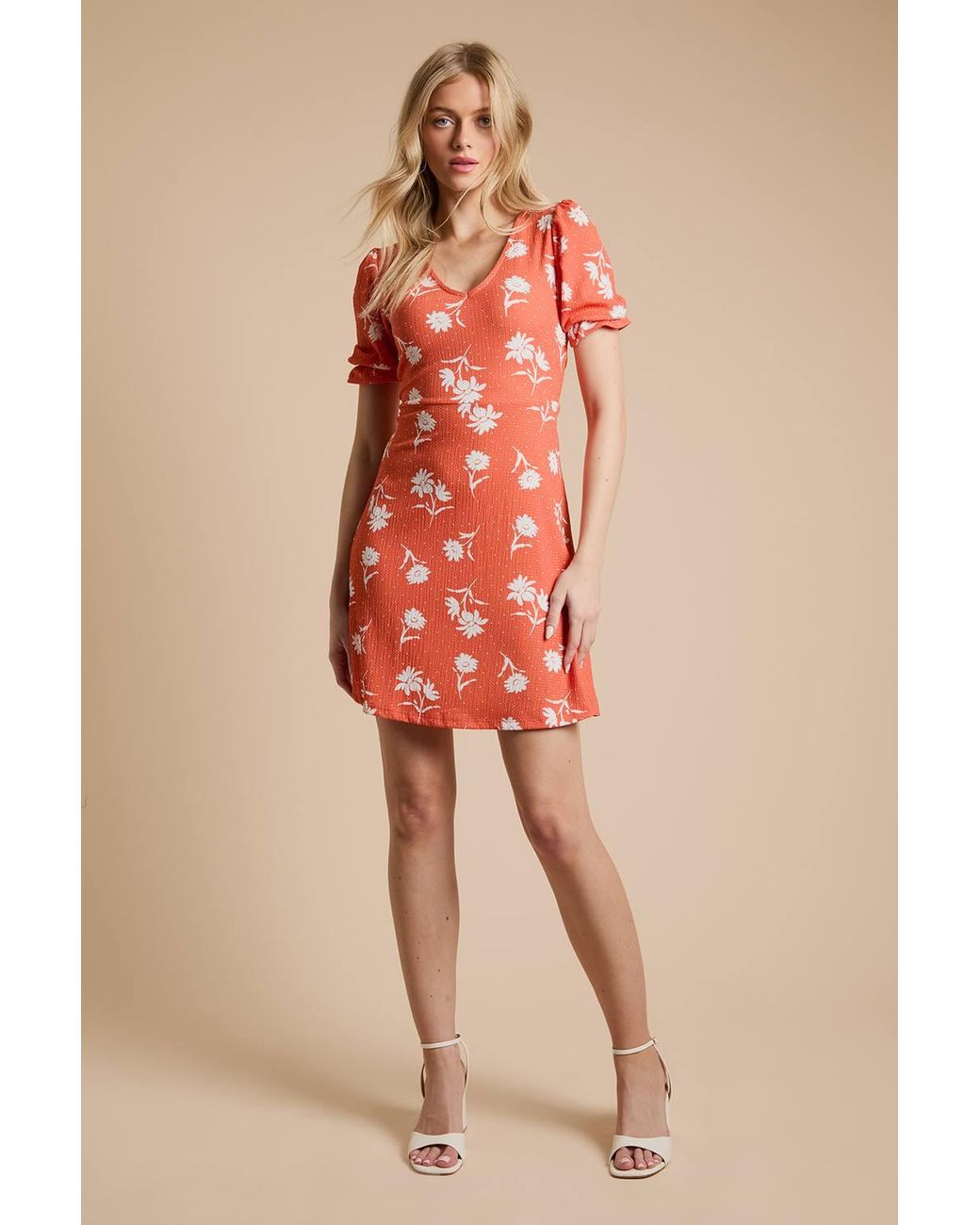 Dorothy Perkins Red Daisy V Neck Short Sleeve Mini Jersey Dress
