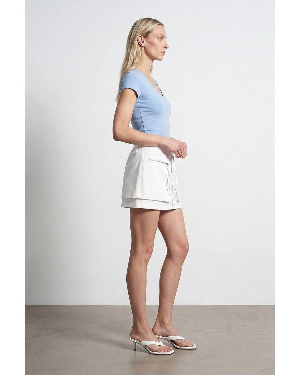 Dilvin White Slim Fit V-Neck Jersey Blouse