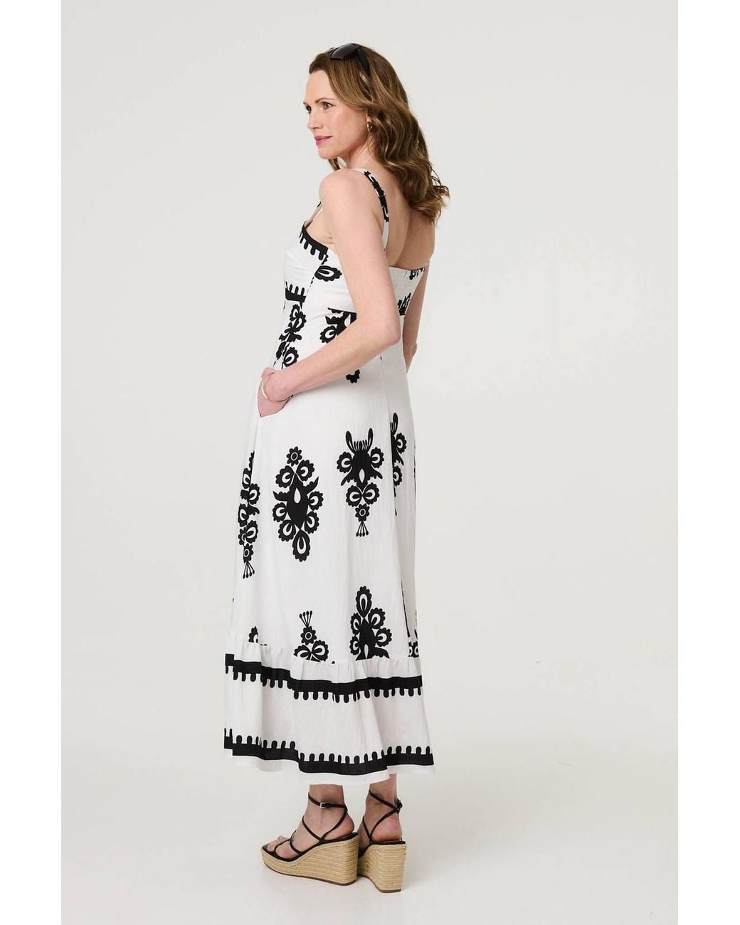 Izabel London White Ikat Print Sleeveless A-Line Maxi Dress