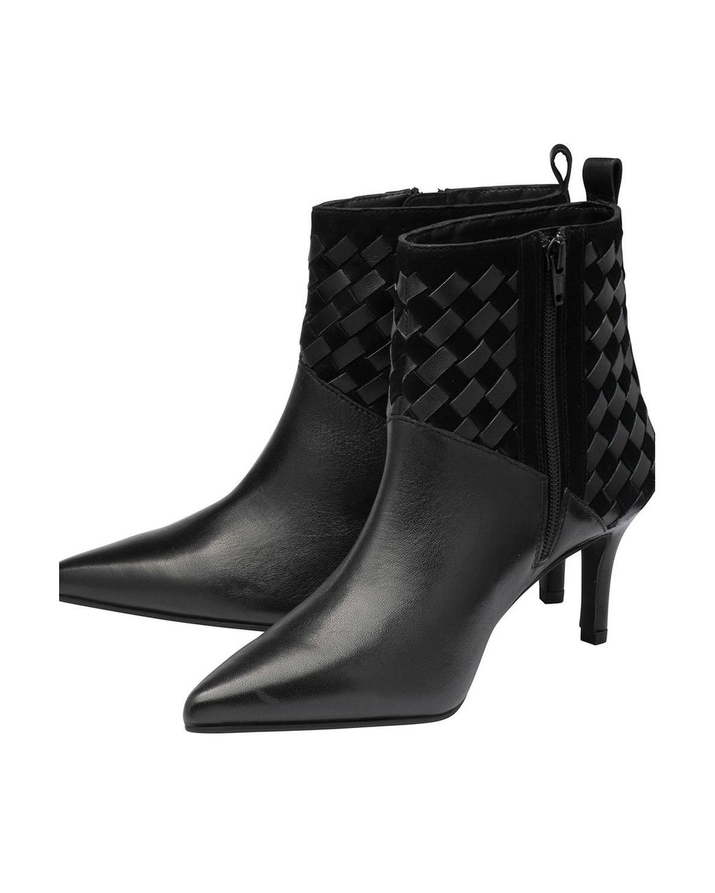 Ravel Black Leather 'Bosley' Pointed-Toe Boots