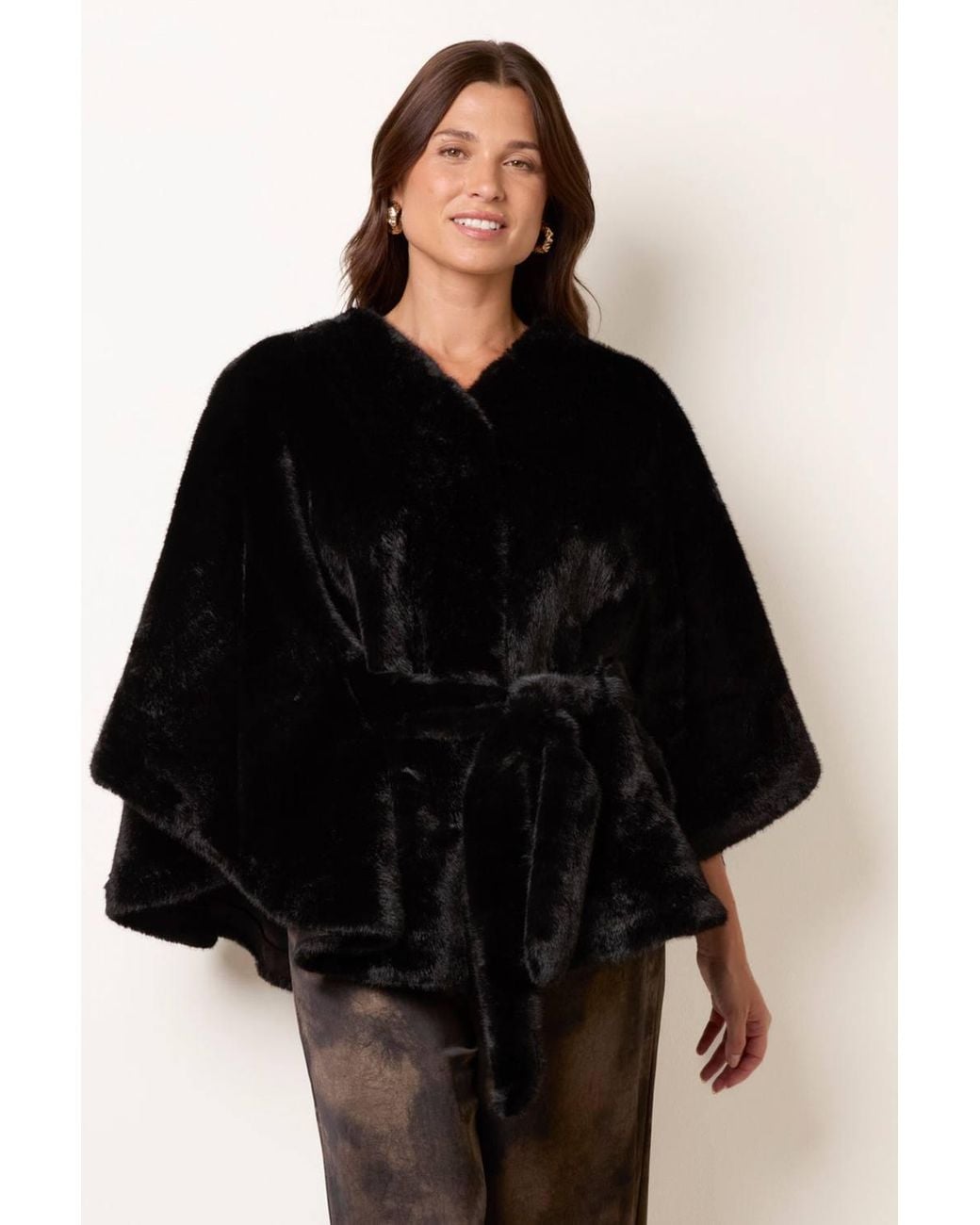Blue Vanilla Black Three Quarter Sleeve Button Up V-Neck Poncho