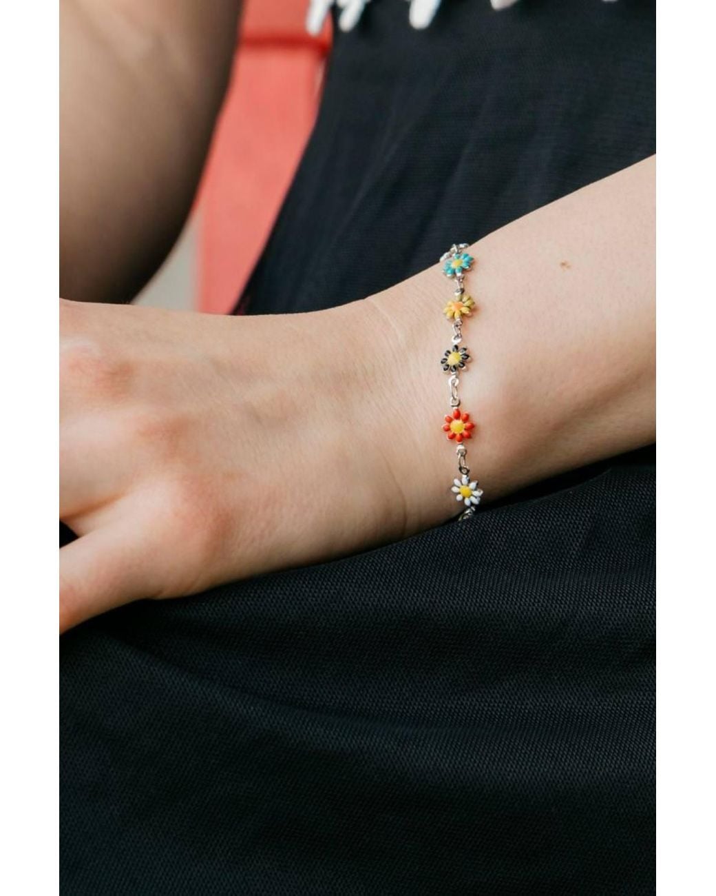 The Colourful Aura Black Colourful Sun Flower Charm Indie Daisy Floral Summer Boho Bracelet