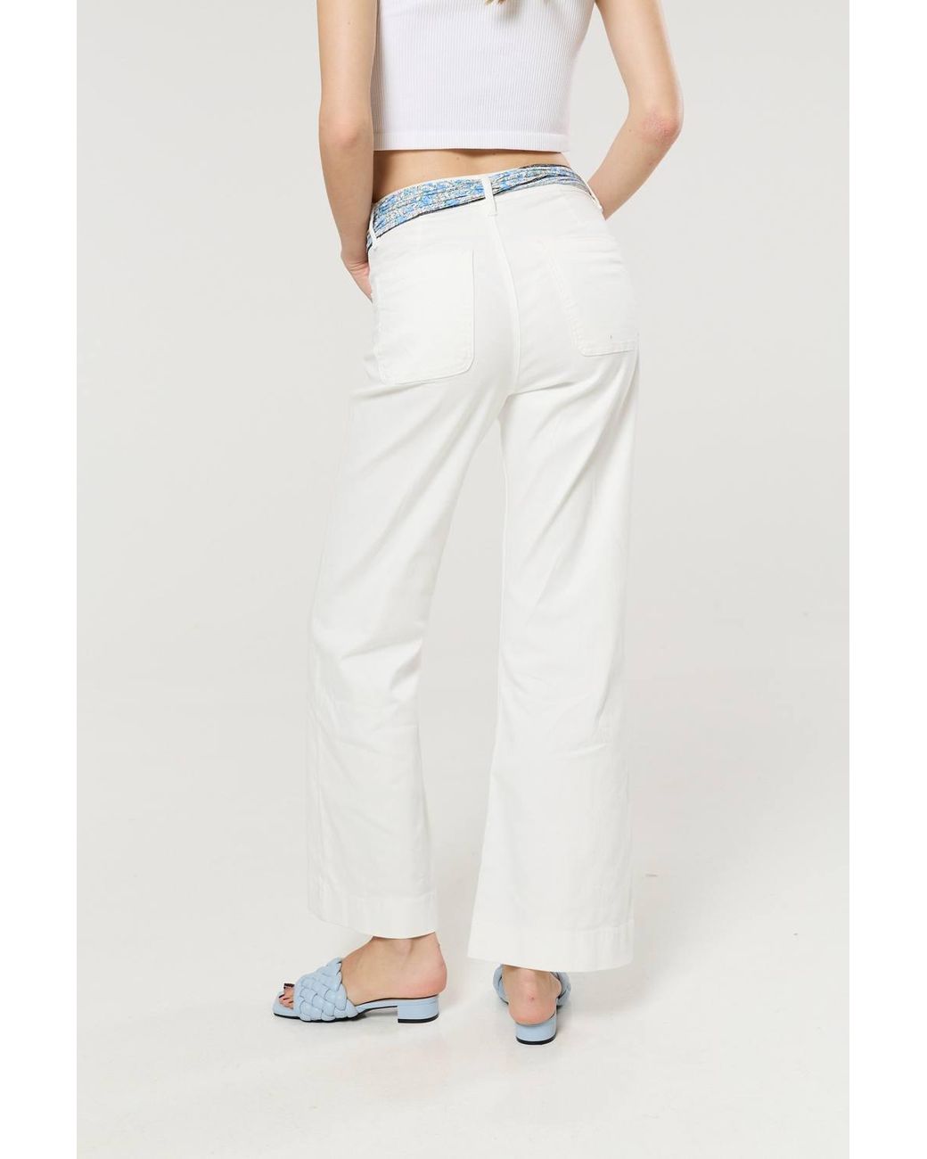 Liquorish White Scarf Belt Wide Leg Jeans