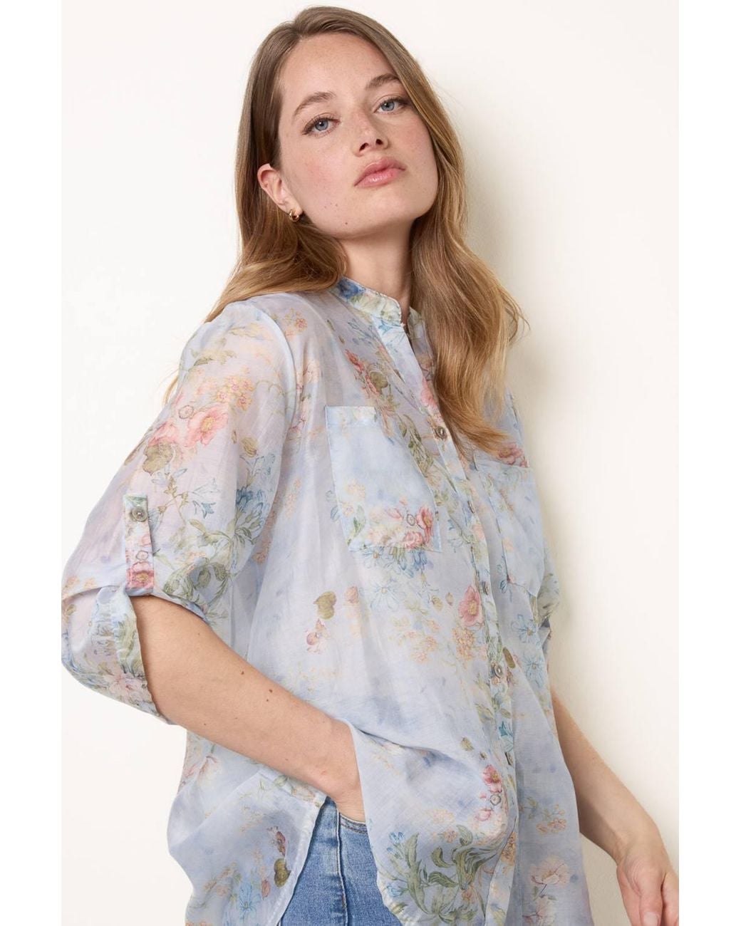 Blue Vanilla Blue Three Quarter Sleeve Button Up V-Neck Blouse