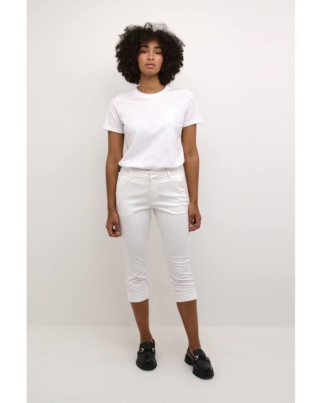Kaffe Natural Lea Capri Slim Regular Waist Trousers