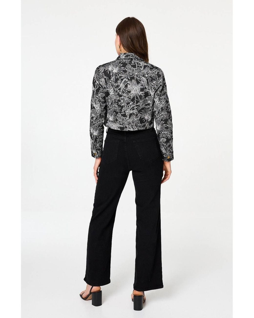 Izabel London Gray Tropical Print Textured Cropped Jacket